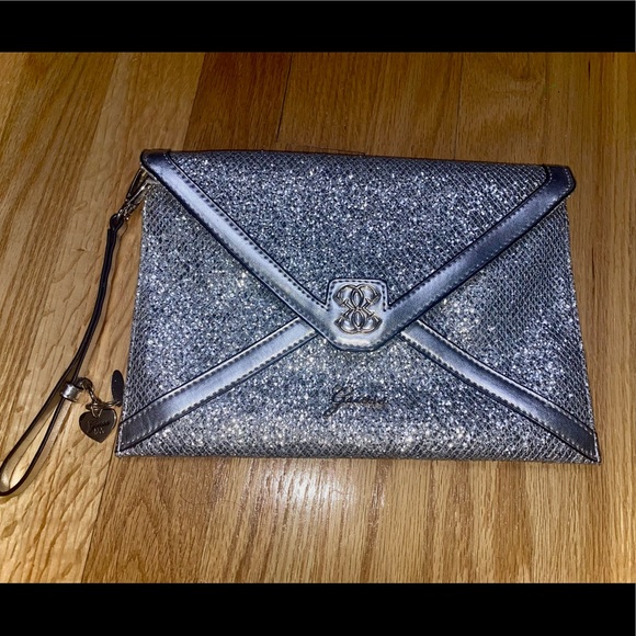 Guess Silver Clutch RARE! - Picture 1 of 5